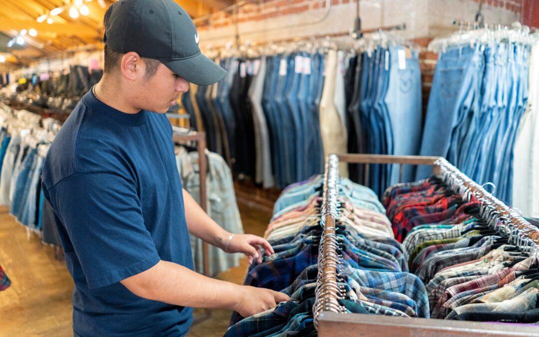 How to Make Money by Buying Things at Goodwill and Selling Them on eBay: A Step-by-Step Guide for the Everyday Hustler