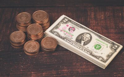 How to Set Monthly Money Themes (And Why It Works)